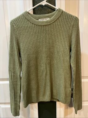 Abercrombie & Fitch Olive Ribbed Crewneck Sweater